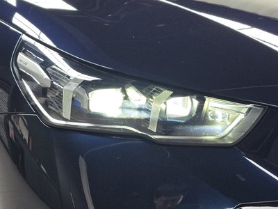 2024 BMW 5 SERIES photo 9