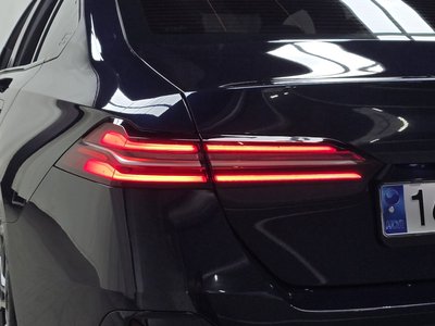2024 BMW 5 SERIES photo 10