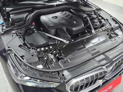 2024 BMW 5 SERIES photo 7