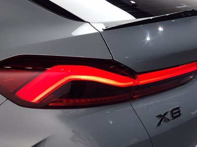 BMW X6 - 10