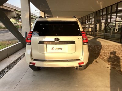 TOYOTA LAND CRUISER - 10