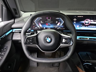 صورة مصغرة 19 لـ 2023 BMW 5 SERIES