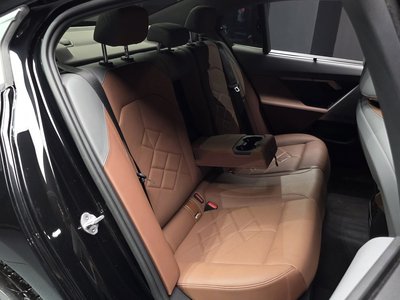 صورة مصغرة 17 لـ 2023 BMW 5 SERIES