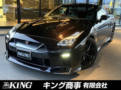 NISSAN GT-R - 1