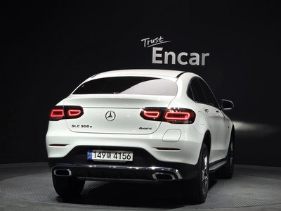 MERCEDES-BENZ GLC - 4