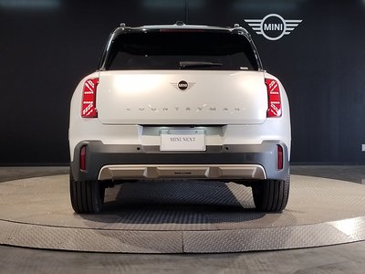 MINI MINI COUNTRYMAN - 9