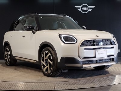 MINI MINI COUNTRYMAN - 6