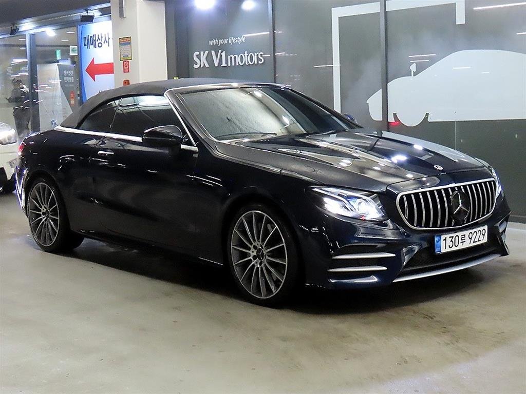 MERCEDES-BENZ E-CLASS - View 1