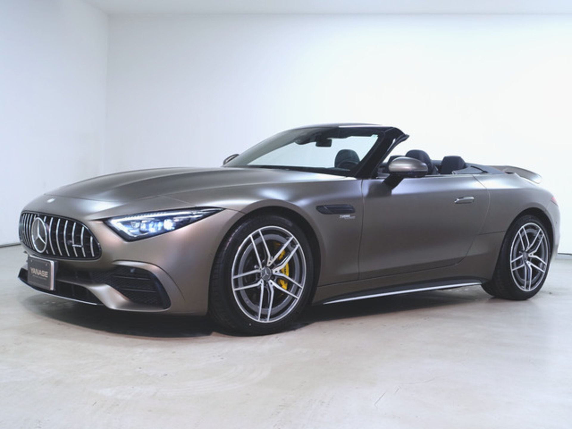 MERCEDES-BENZ SL AMG - View 1