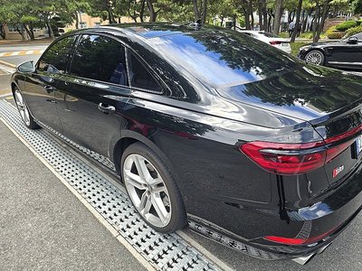 2020 AUDI S8 photo 6