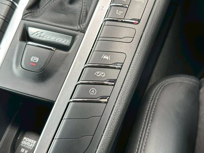 2021 Porsche MACAN — миниатюра 51