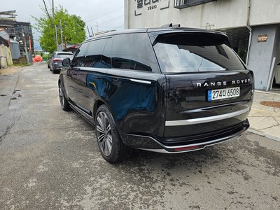 2022 LAND Rover RANGE ROVER photo 7