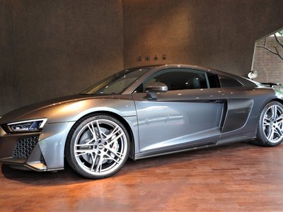 AUDI R8 - 5