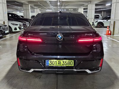 صورة 3 لـ 2024 BMW 7 SERIES