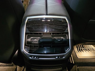 صورة مصغرة 17 لـ 2024 BMW 7 SERIES
