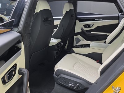 صورة مصغرة 18 لـ 2024 Lamborghini URUS