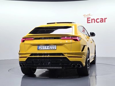 2024 Lamborghini URUS 照片 4