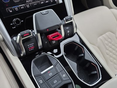 صورة مصغرة 12 لـ 2024 Lamborghini URUS