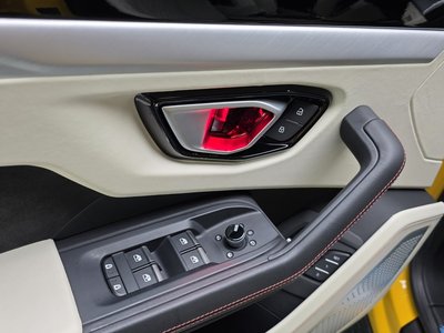 صورة مصغرة 29 لـ 2024 Lamborghini URUS