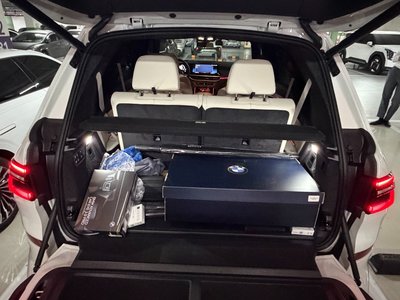 BMW X7 - 6