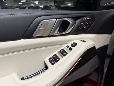 BMW X7 - 7