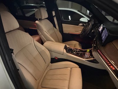 BMW X7 - 8