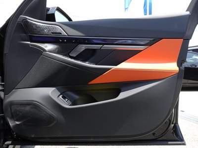 2025 BMW M5 TOURING 缩略图 27
