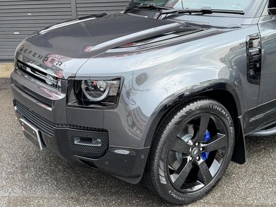 LAND ROVER DEFENDER - 3