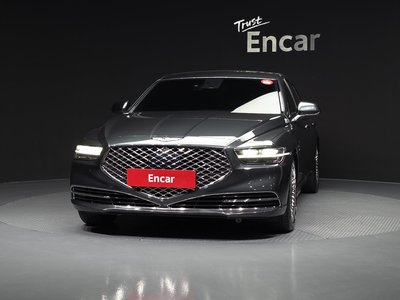 2021 Genesis G90 — фото 2