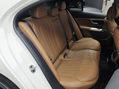 2025 Mercedes-BENZ E-CLASS — миниатюра 25