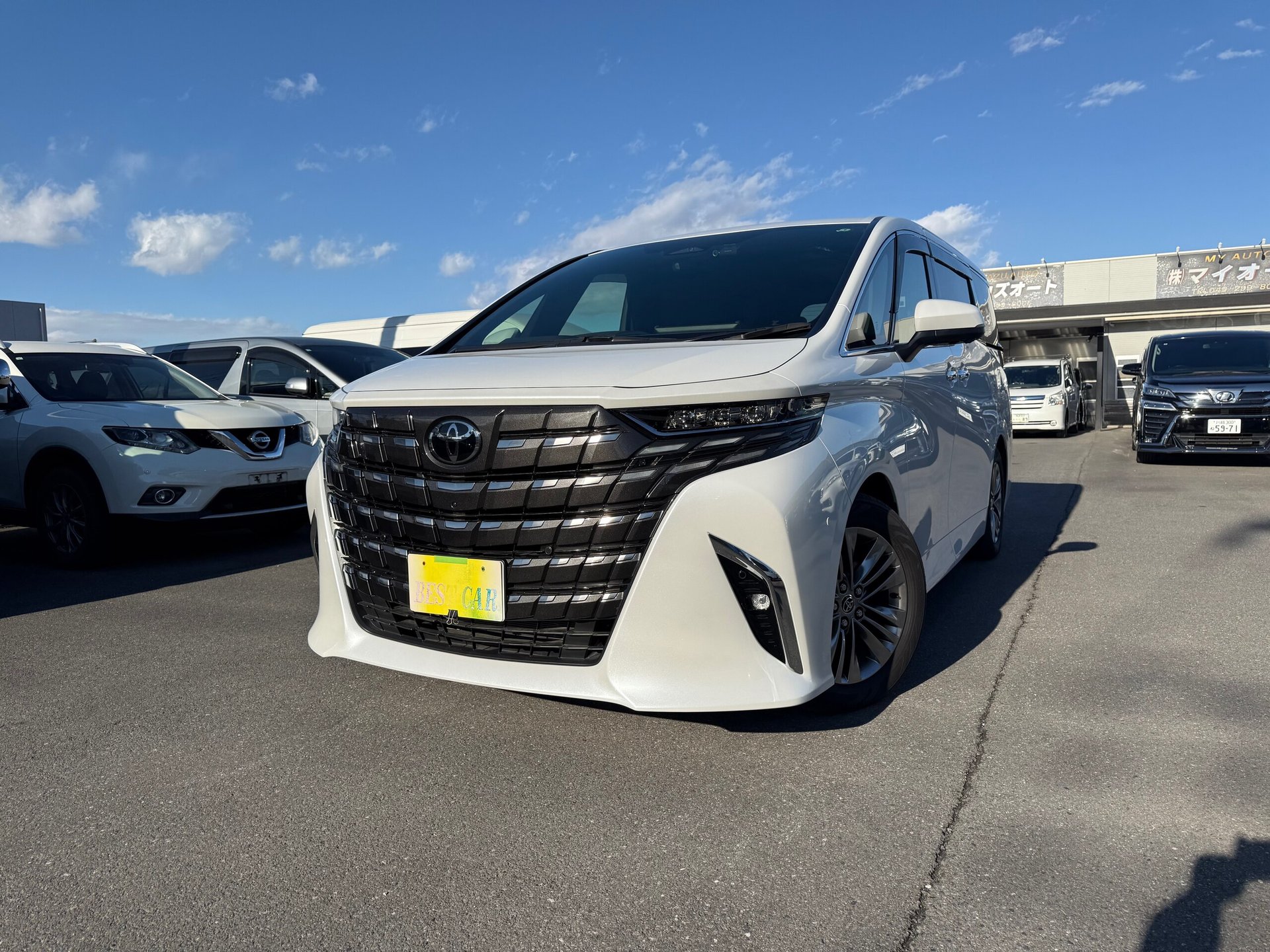 TOYOTA ALPHARD - View 1
