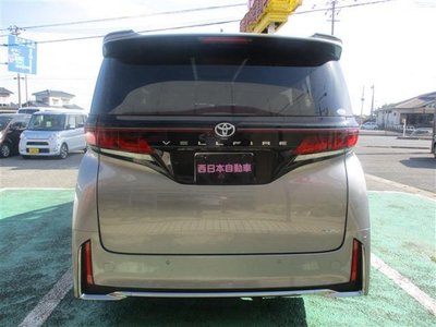 TOYOTA VELLFIRE - 6