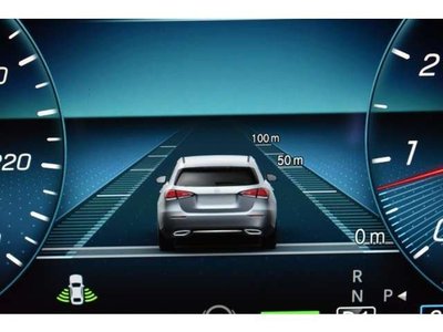 MERCEDES-BENZ E-CLASS - 7