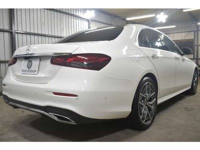 MERCEDES-BENZ E-CLASS - 4