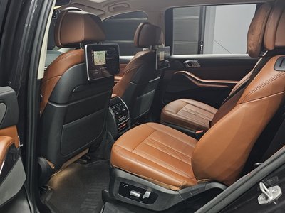 2022 BMW X7 — миниатюра 16