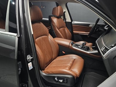 2022 BMW X7 — миниатюра 18