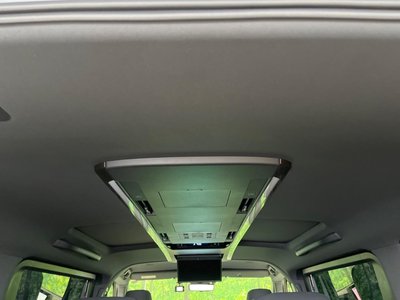 TOYOTA VELLFIRE - 6