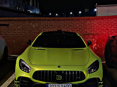 MERCEDES-BENZ GT AMG - 4