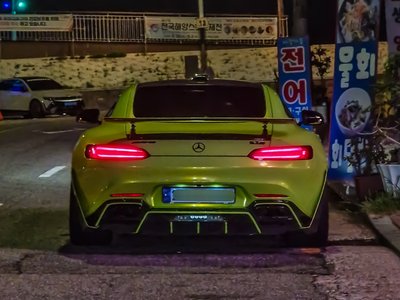 MERCEDES-BENZ GT AMG - 5