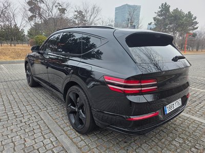 صورة 5 لـ 2025 Genesis GV80