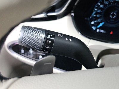 2023 Genesis GV70 — миниатюра 27