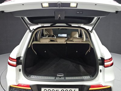 2023 Genesis GV70 — миниатюра 26