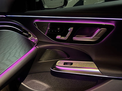 MERCEDES-BENZ E-CLASS - 10