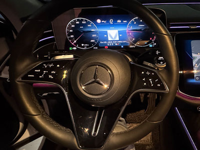 MERCEDES-BENZ E-CLASS - 6