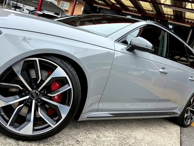 2019 AUDI RS4 AVANT 照片 3