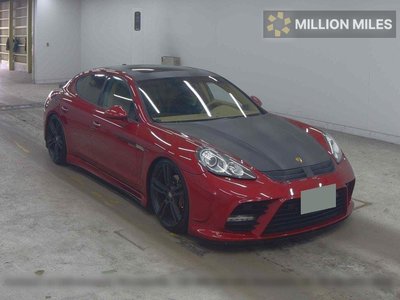 PORSCHE PANAMERA - 1