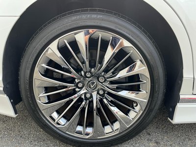 صورة مصغرة 67 لـ 2019 Lexus LS