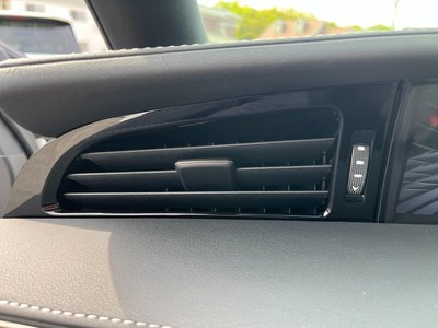 صورة مصغرة 61 لـ 2019 Lexus LS