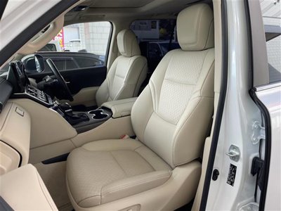 TOYOTA LAND CRUISER 300 - 5