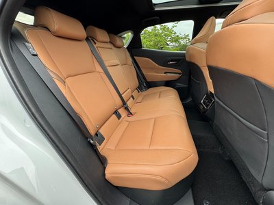 صورة مصغرة 72 لـ 2025 Toyota CROWN SPORT